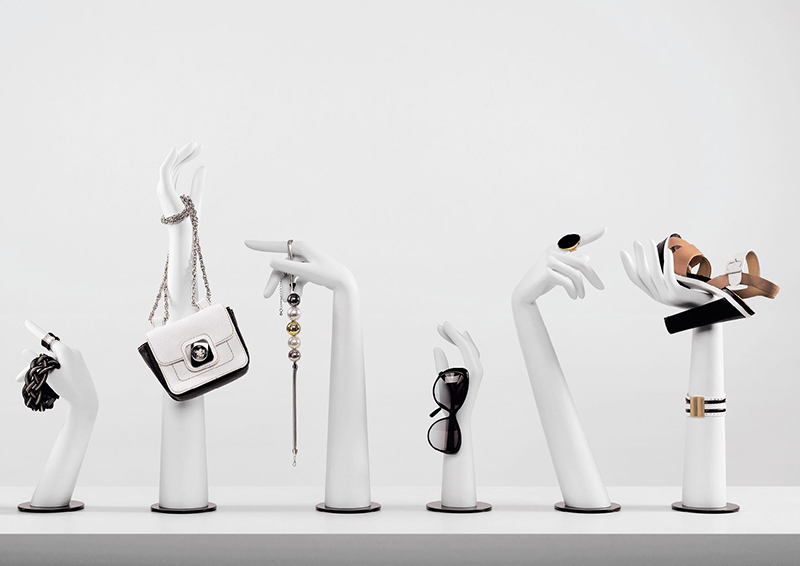 眼鏡店裝修怎樣設(shè)計(jì)才顯高檔？眼鏡店裝修效果圖鑒賞