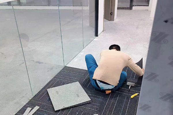 辦公室裝修里的利舊是指什么意思？